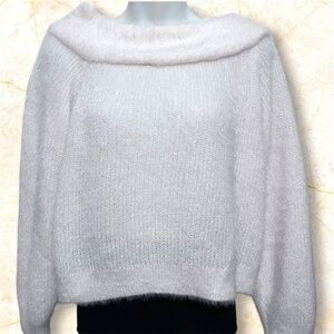 H&M Divided Women's Off-White Sweater Round Neck Long Sleeve Size M